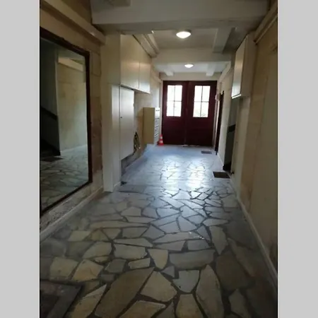 Appartement Vintage Avec Vue Sur Le Château Pierrefonds